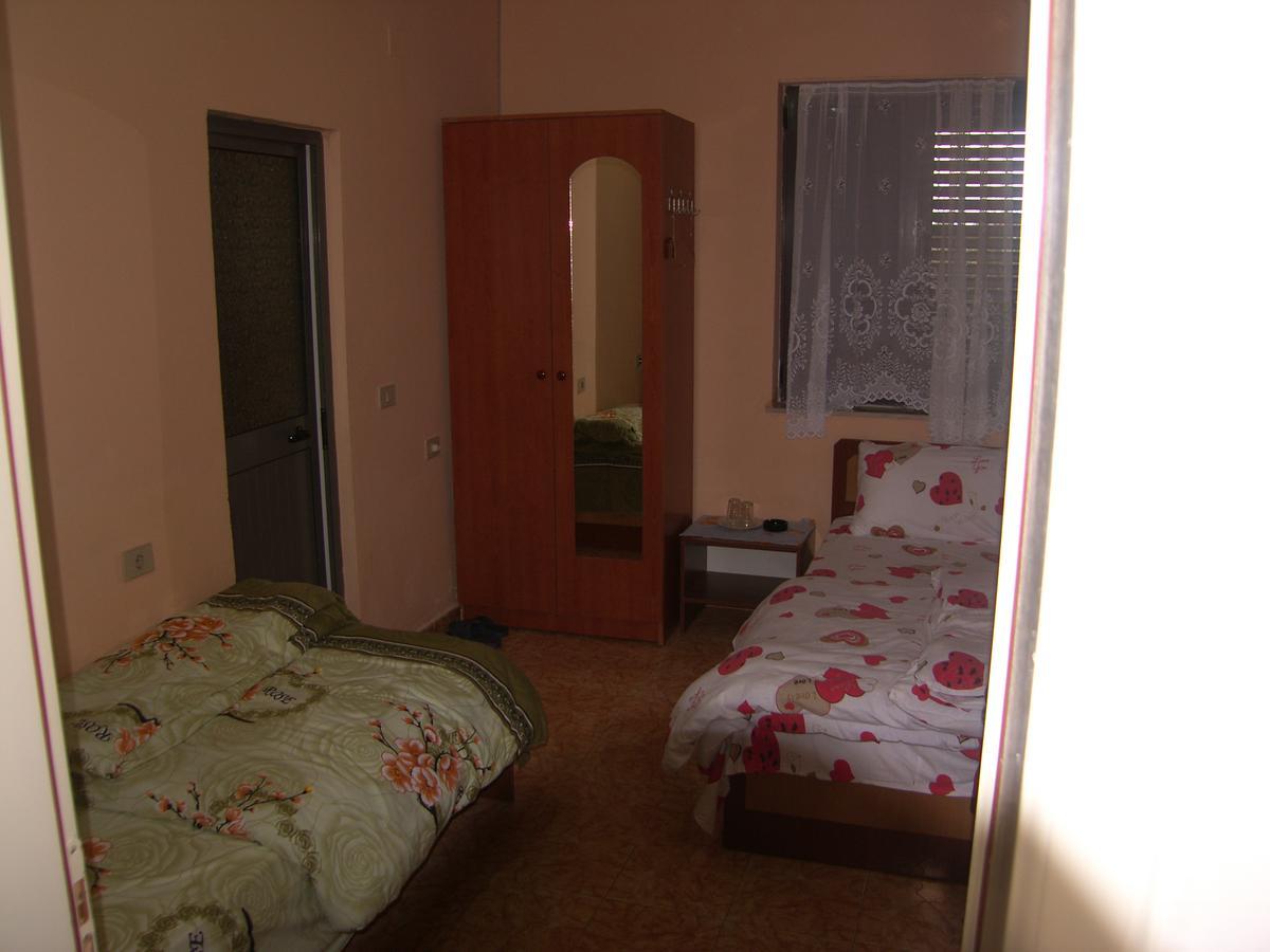 Shkodra Hotel Eksteriør billede