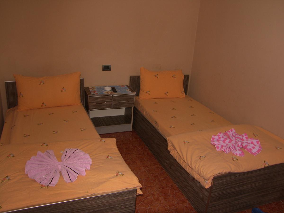 Shkodra Hotel Eksteriør billede