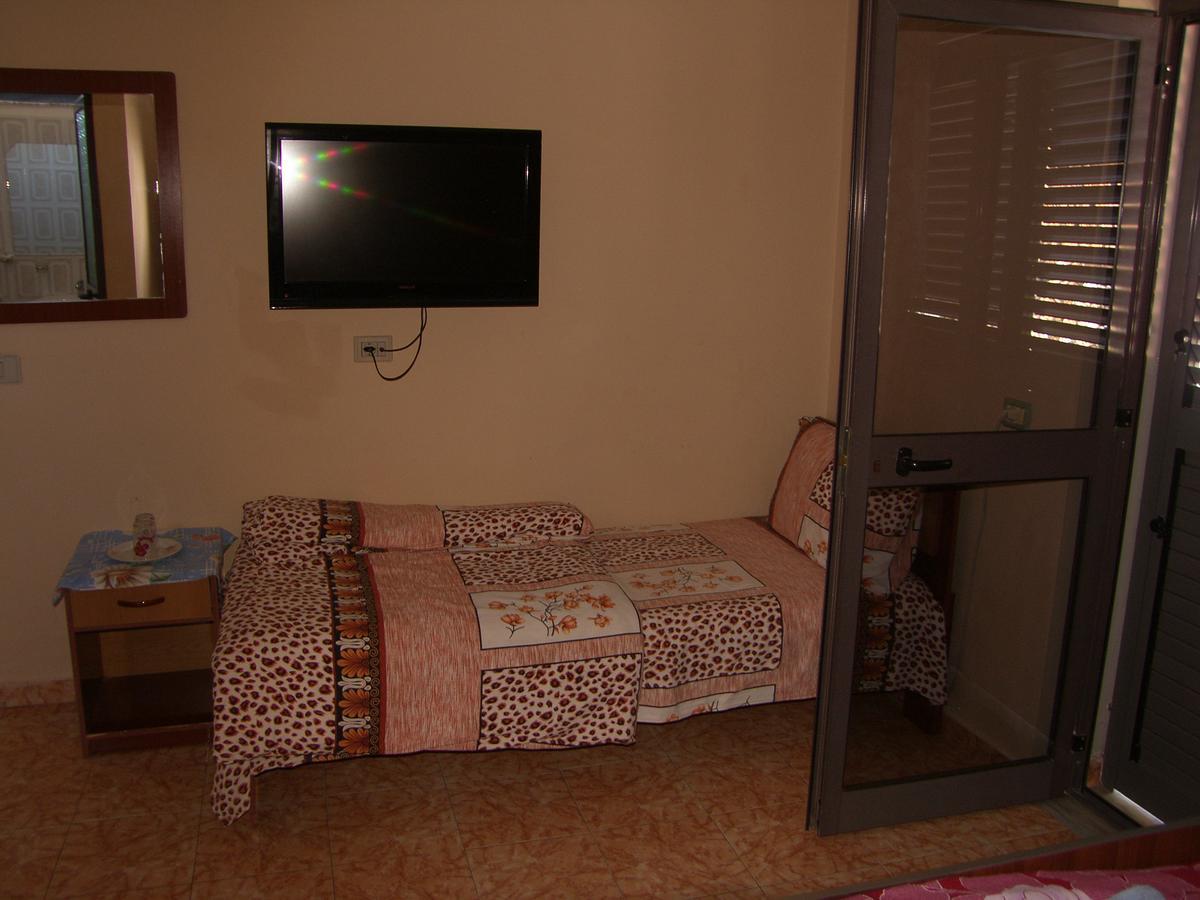 Shkodra Hotel Eksteriør billede
