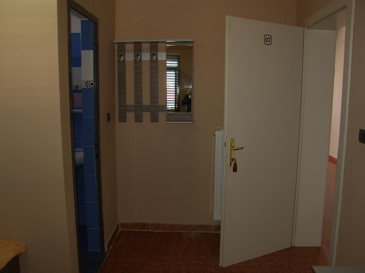 Shkodra Hotel Eksteriør billede